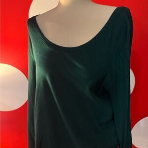 Women's Dark Green Scoop Neck Long Sleeve Top